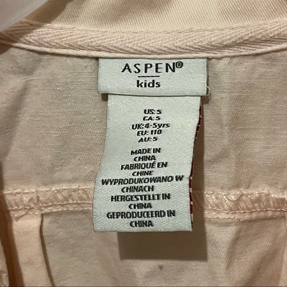 Pink Sleeveless light jacket (size 4/5) - Picture 5 of 7